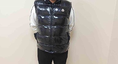 Arnavutköy'de polisin şüphe üzerine GBT yaptığı kişi 'aranıyor' ifadesi çıkınca yakayı ele verdi