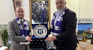 Artvin Hopaspor'dan Kaymakam Arslantürk'e ziyaret