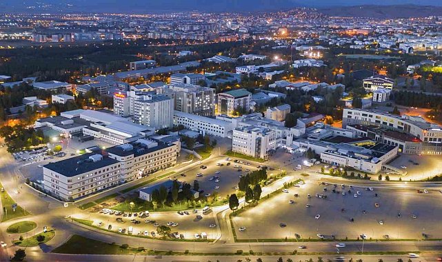 Atatürk Üniversitesi Araştırma Hastanesi'nde bir yılda 1 milyon 300 binin üzerinde muayene