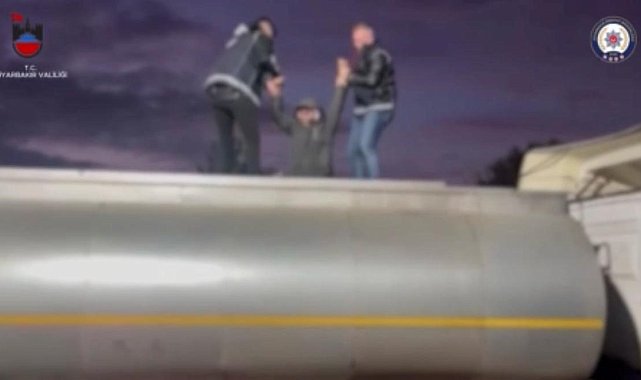 Atık tankeri içinde 32 düzensiz göçmen yakalandı: 4 organizatör tutuklandı