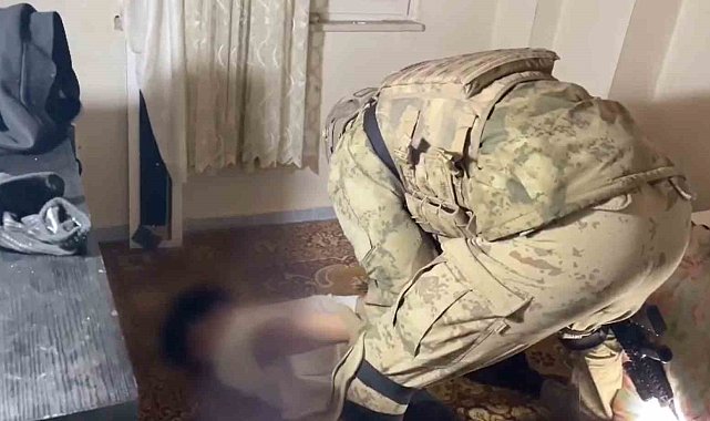 Aydın'da terör örgütlerine yönelik eş zamanlı operasyon: 5 gözaltı