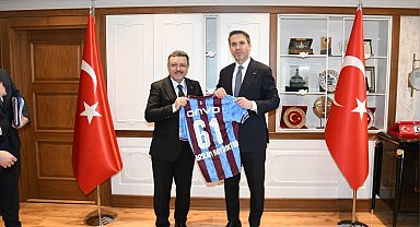 Bakan Bayraktar Trabzon'da