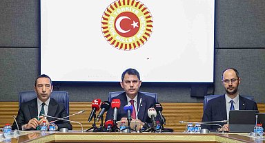 Bakan Kurum: "Deprem konutları ödemeleri 2 yıl ödemesiz, 18 yıl faizsiz ve sabit oluyor"