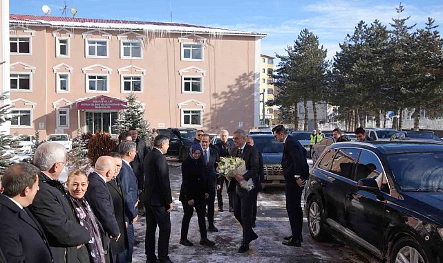 Bakan Memişoğlu: "Sağlık hizmetlerinin daha iyi olması için neler yapacağımızı yerinde değerlendirmek için buradayız"