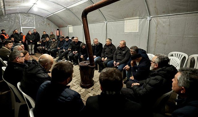 Bakan Yerlikaya, Yalova'da şehit polis Yasin Koçyiğit'in ailesini ziyaret etti