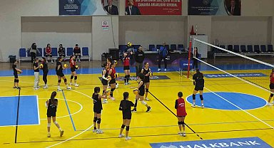 Balıkesir'de kış spor okulları ilgi gördü