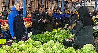Balıkesir'de pazar yerleri hizmete uygun hale getiriliyor