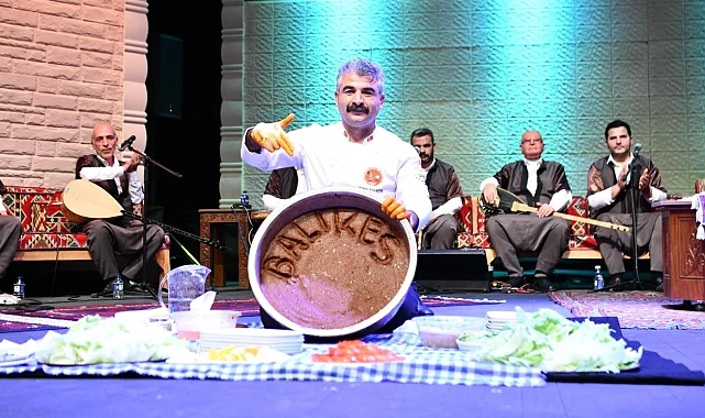 Balıkesir'de UNESCO listesindeki iki gelenek aynı sahnede buluştu