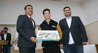 Başkan Atlı: "Kalbindekini aklına getirip, aklındakini dilinle ikna edebilmek cesaret işidir"