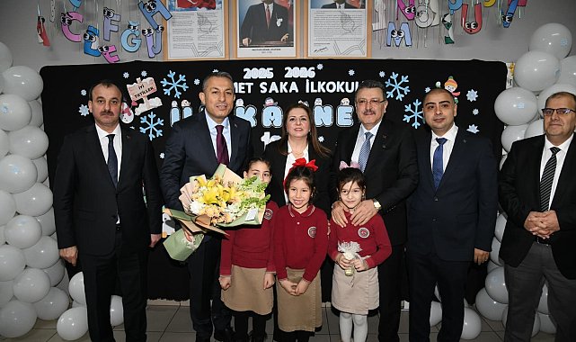 Başkan Genç, öğrencilerin karne heyecanına ortak oldu