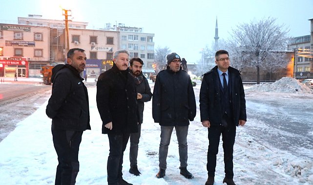 Başkan Palancıoğlu ekiplerle sahada