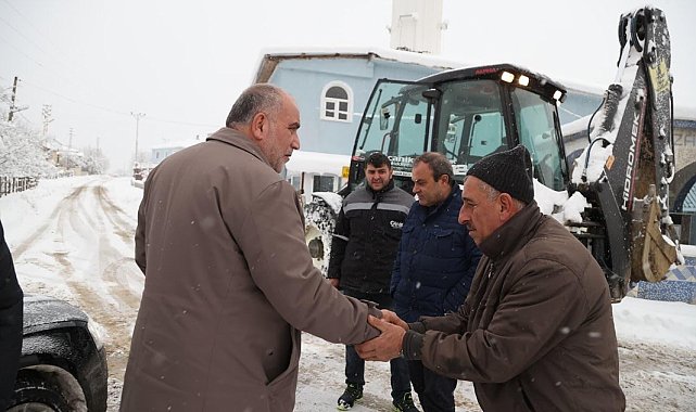 Başkan Sandıkçı: "Karla mücadele çalışmalarına aralıksız devam ediyoruz"