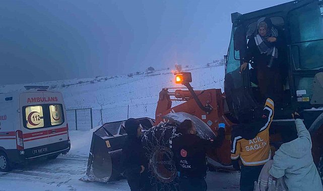 Batman'da hamile kadın kepçeyle kurtarıldı