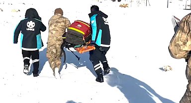 Batman'da rahatsızlanan vatandaşı Jandarma helikopterle ulaştırdı