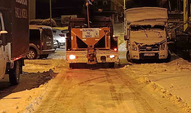 Battalgazi'de gece boyu kar mesaisi