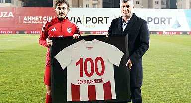Bekir Karadeniz, Pendikspor'da 100. maçına çıktı