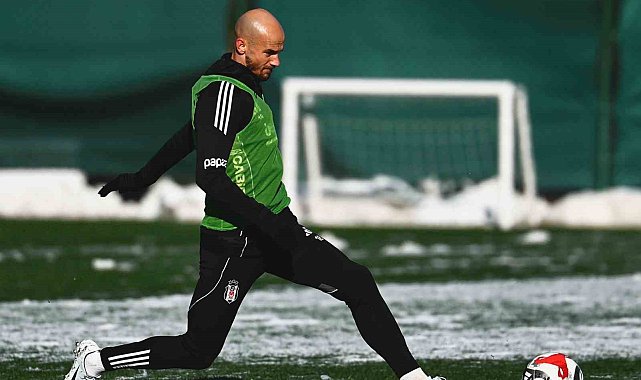 Beşiktaş, Antalya kampı öncesi son idmanını İstanbul'da yaptı