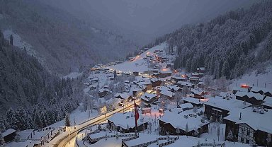 Beyaza bürünen turizm cenneti Ayder havadan görüntülendi