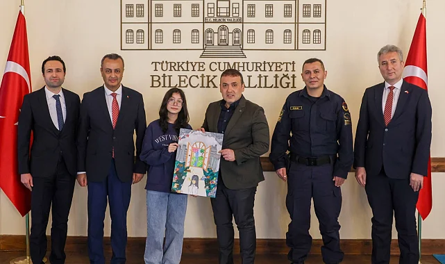 Bilecik'te küçük ressam büyük başarıya imza attı