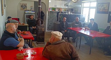 Bilecik'te Pazaryeri Kaymakamı Kara, Gümüşdere'de halkla buluştu