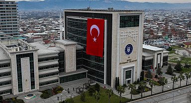Bursa Büyükşehir, şehri Türk bayraklarıyla donatıyor