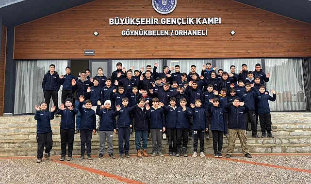 Bursa Büyükşehir'den doğayla iç içe yarıyıl kampı