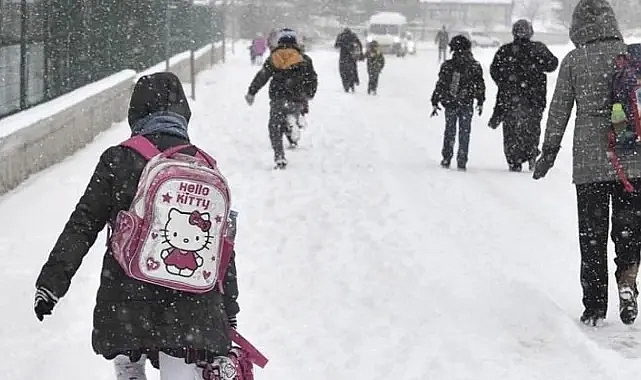 Bursa'da eğitime kar engeli