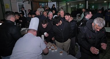 Bursa İnegöl'de helva kazanları kandil için kaynadı