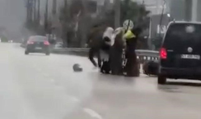 Bursa'da tartıştığı kuryeyi dövdü: O anlar kameraya yansıdı