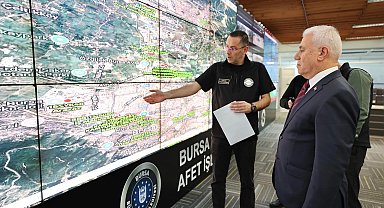 Bursa'da Başkan Bozbey'den lodos uyarısı... Gelişmeleri AKOM'dan takip etti