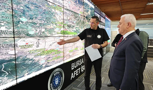 Bursa'da Başkan Bozbey'den lodos uyarısı... Gelişmeleri AKOM'dan takip etti