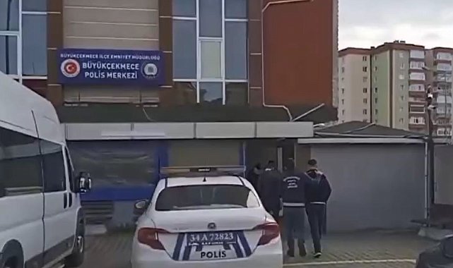 Büyükçekmece'de motosiklet hırsızları gözaltına alındı