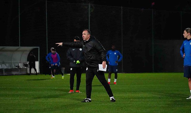 Çaykur Rizespor'da devre arası hazırlıkları sürüyor