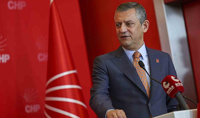 CHP Genel Başkanı Özel ile Saadet Partisi Genel Başkanı Arıkan bir araya geldi