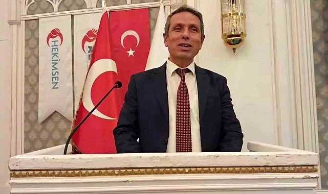DES Genel Başkanı Çelebi'den velilere karne uyarısı: "Sevginizi notlara bağlamayın"