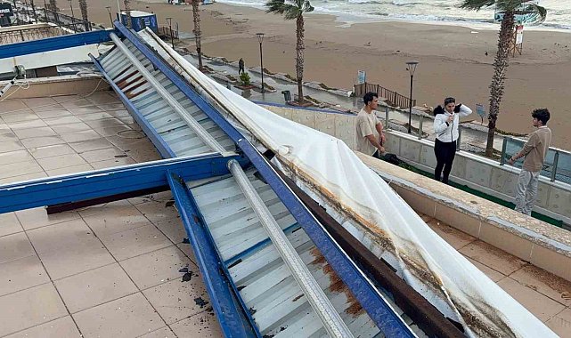 Didim'de fırtına etkili oldu