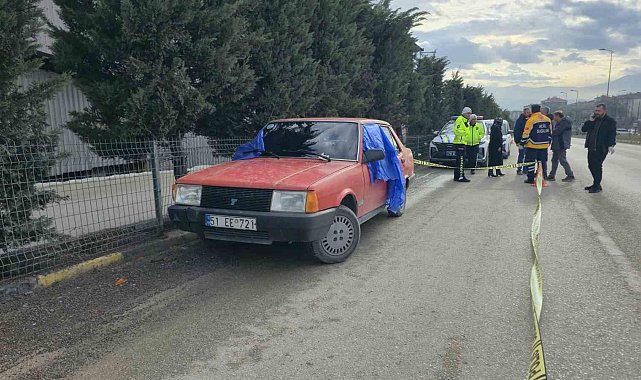 Direksiyon başında fenalaşan sürücü hayatını kaybetti