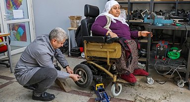 Diyarbakır'da Tekerlekli Sandalye Tamir Atölyesi'nde 600 engelliye ücretsiz hizmet