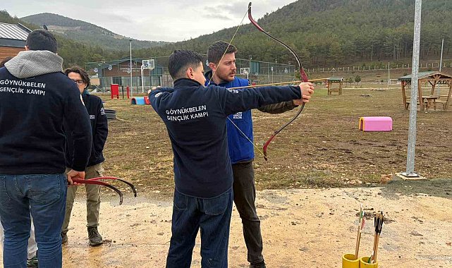 Doğayla iç içe yarıyıl tatili kampı