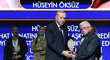 Dr. Hüseyin Öksüz'e "Yaşayan İnsan Hazineleri" ödülü