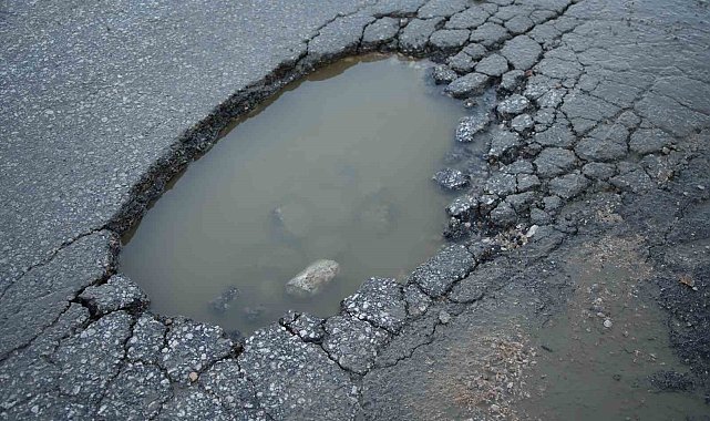 Edirne'de çukur isyanı: "Yollar yapılmazsa canımızdan olacağız"