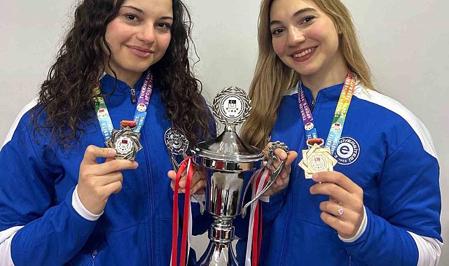 Ege Üniversitesi kick boksta zirvede