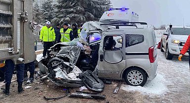 Elazığ'da feci kaza: Çift hayatını kaybetti