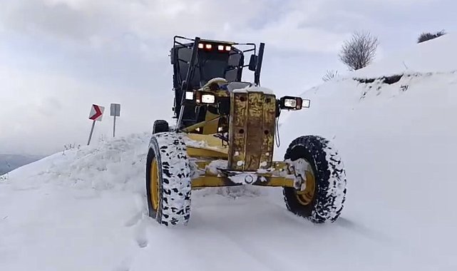 Elazığ'da kapalı 320 köy yolunda çalışmalar sürüyor