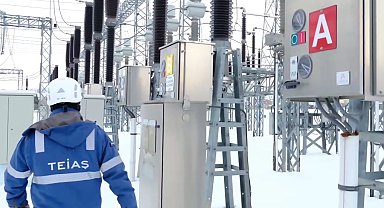 Enerji ekipleri zorlu koşullarda görev başında