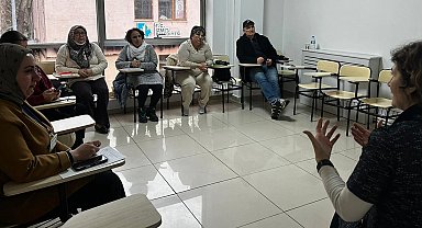 Engelsiz Ebeveyn Akademisi'nde gelecek planlaması konuşuldu