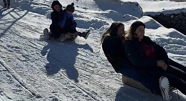 Erzurum Narman'da karne öncesi neşeli anlar