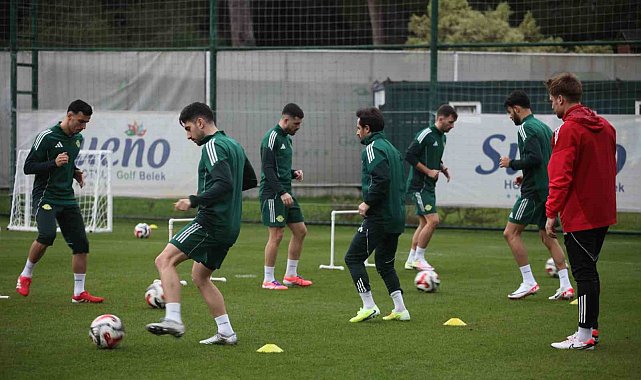 Esenler Erokspor, Antalya'daki devre arası çalışmalarını tamamladı