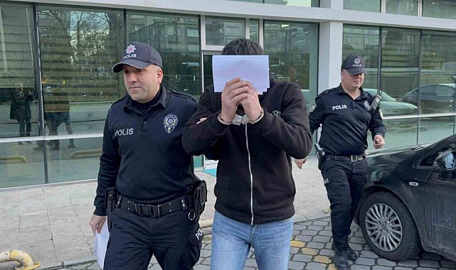 Eşi terk edince, kayınpederinin evini ateşe verdi