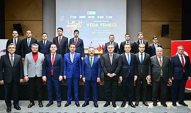 Eskişehir Valisi Aksoy: "Kapım Eskişehirlilere her zaman açık"